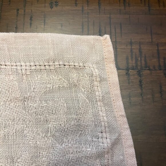 Vintage Linen Cutwork Embroidered Placemats Set of 4 Dusty Pink Used 14x13 - Picture 12 of 16